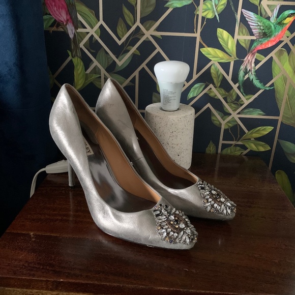 Badgley Mischka Silver pumps - Picture 1 of 3